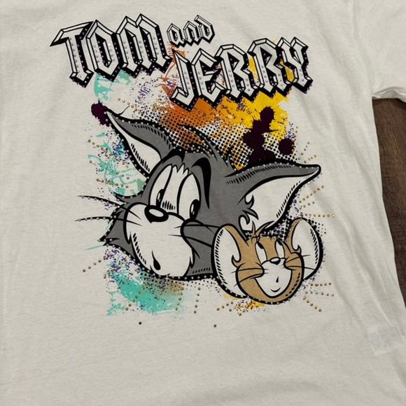 Tom and Jerry Women’s SIZE Small Short Sleeve T-shirt ivory (beige Rhinestones - Picture 6 of 8
